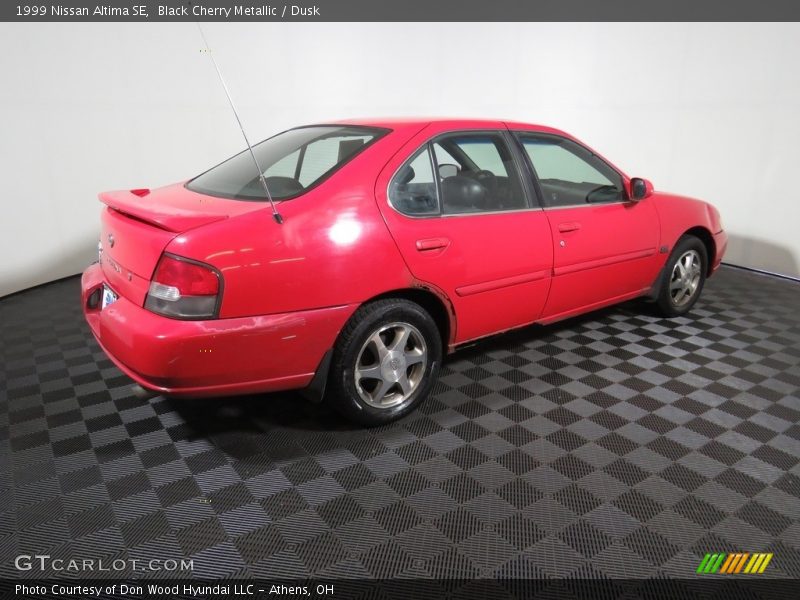 Black Cherry Metallic / Dusk 1999 Nissan Altima SE