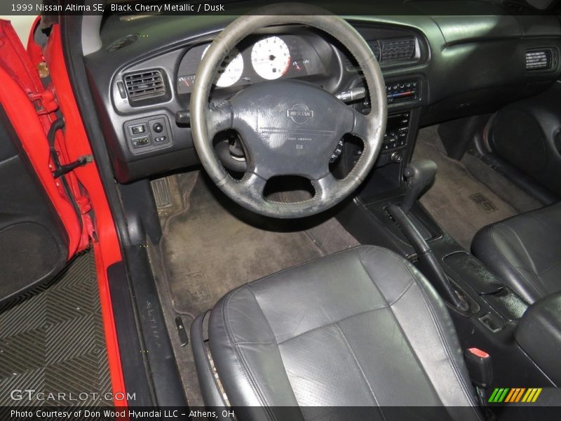 Black Cherry Metallic / Dusk 1999 Nissan Altima SE
