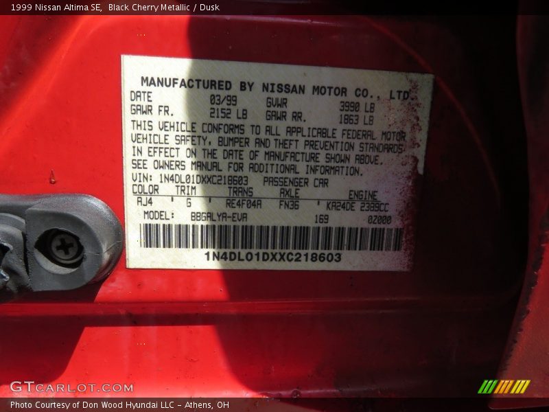 Black Cherry Metallic / Dusk 1999 Nissan Altima SE