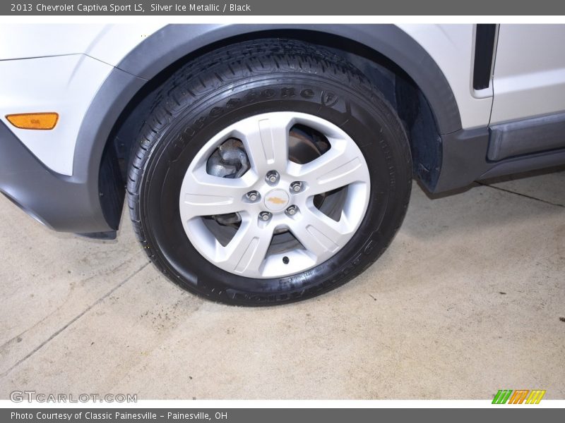 Silver Ice Metallic / Black 2013 Chevrolet Captiva Sport LS