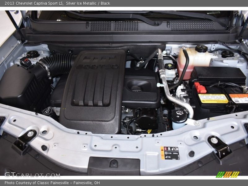 Silver Ice Metallic / Black 2013 Chevrolet Captiva Sport LS