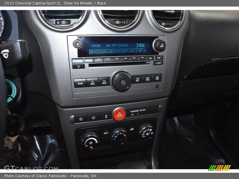 Silver Ice Metallic / Black 2013 Chevrolet Captiva Sport LS