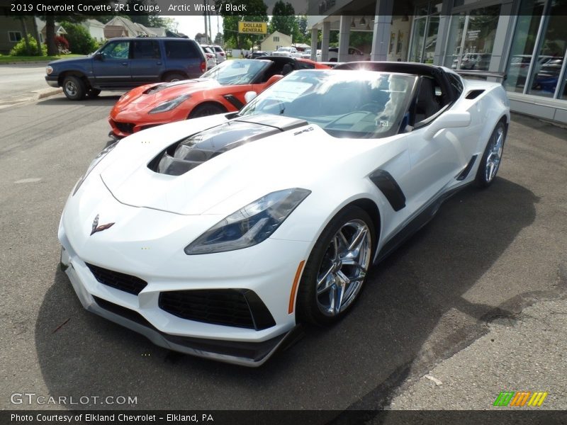 Arctic White / Black 2019 Chevrolet Corvette ZR1 Coupe