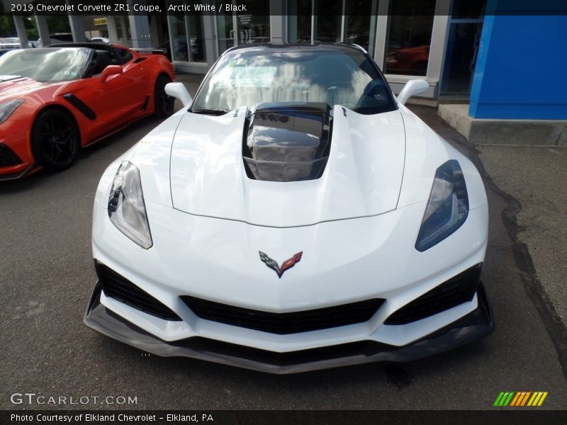 Arctic White / Black 2019 Chevrolet Corvette ZR1 Coupe