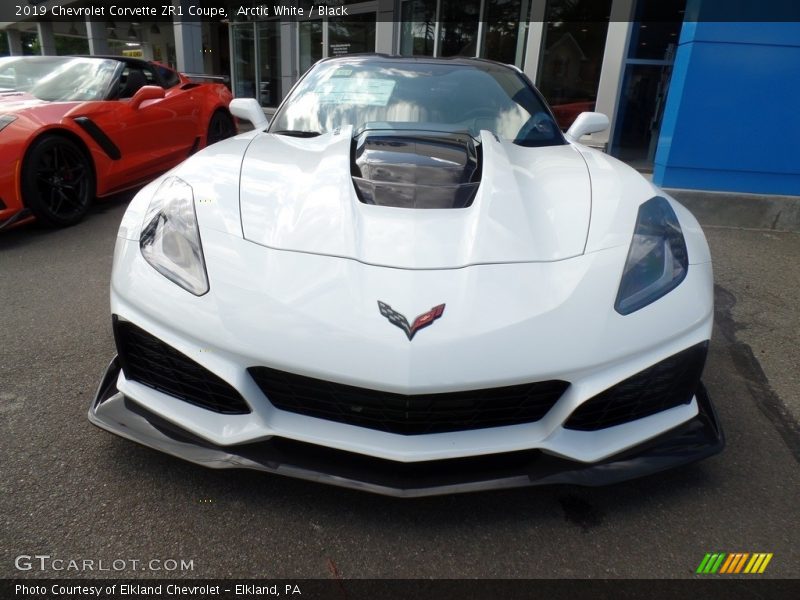 Arctic White / Black 2019 Chevrolet Corvette ZR1 Coupe