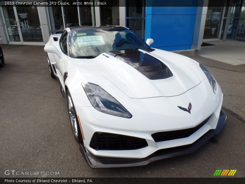 Arctic White / Black 2019 Chevrolet Corvette ZR1 Coupe