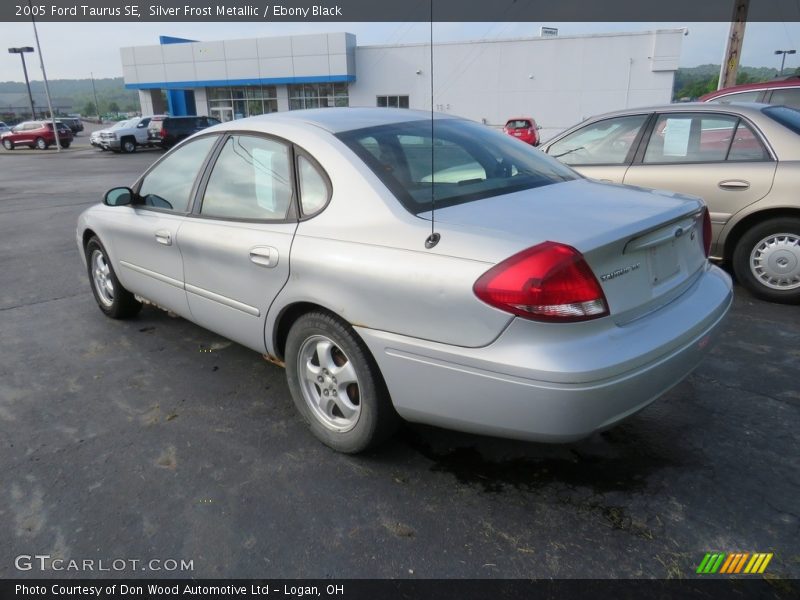 Silver Frost Metallic / Ebony Black 2005 Ford Taurus SE