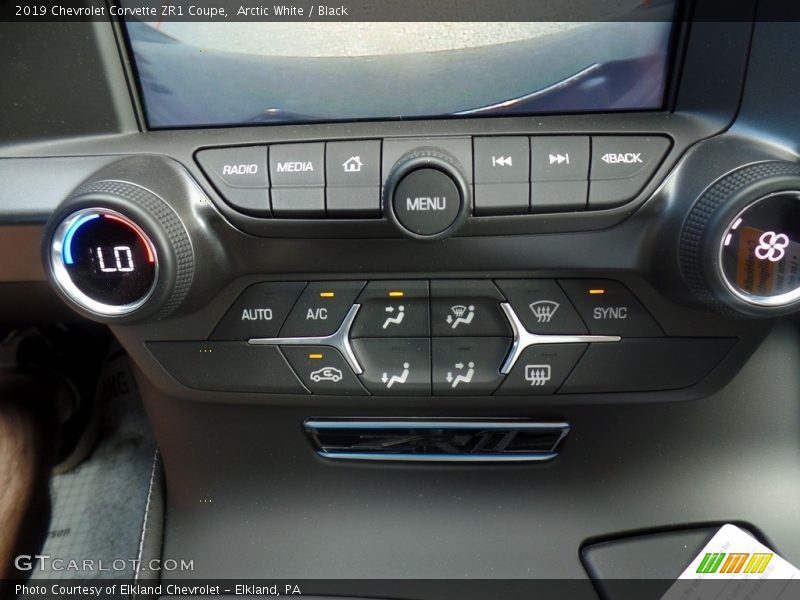 Controls of 2019 Corvette ZR1 Coupe