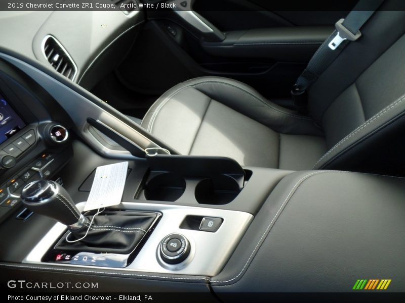 Arctic White / Black 2019 Chevrolet Corvette ZR1 Coupe
