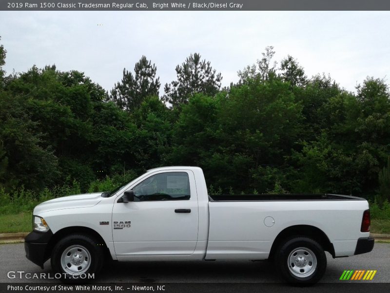 Bright White / Black/Diesel Gray 2019 Ram 1500 Classic Tradesman Regular Cab