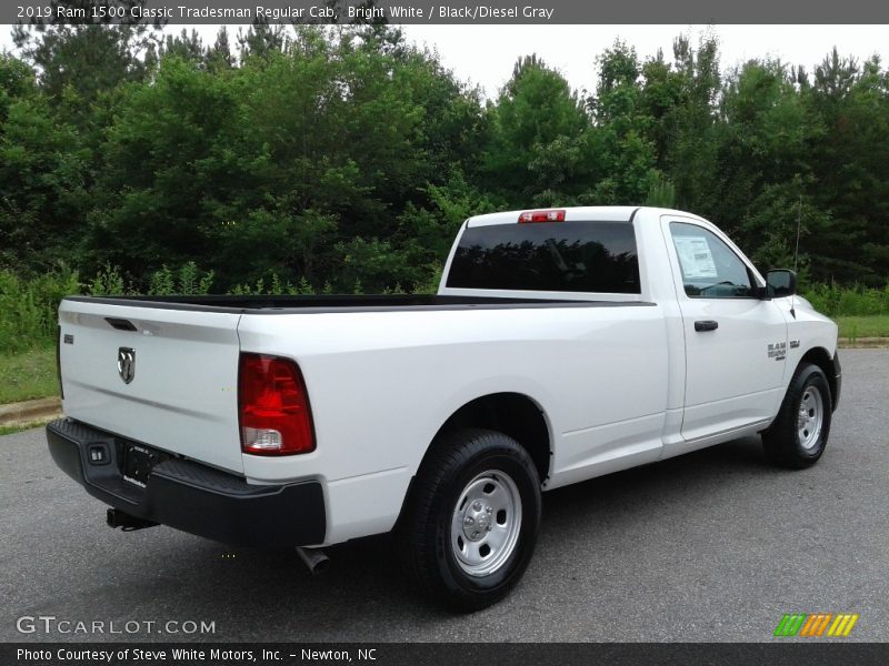 Bright White / Black/Diesel Gray 2019 Ram 1500 Classic Tradesman Regular Cab