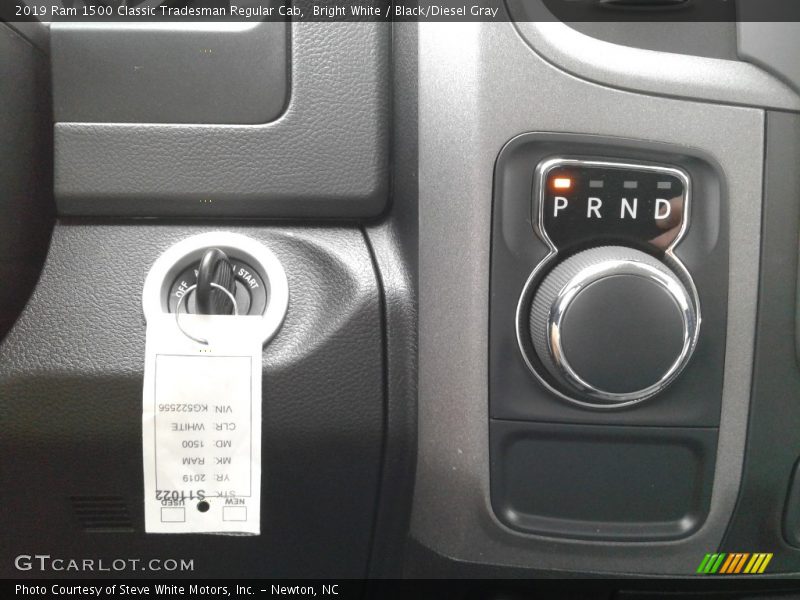 Bright White / Black/Diesel Gray 2019 Ram 1500 Classic Tradesman Regular Cab