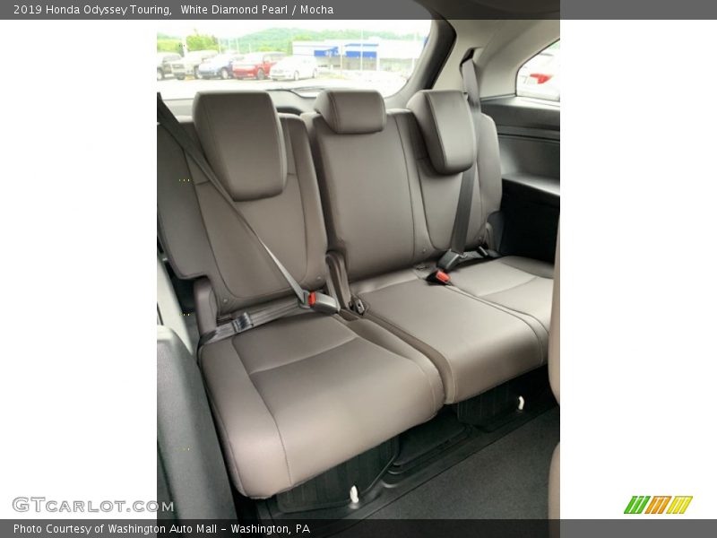 White Diamond Pearl / Mocha 2019 Honda Odyssey Touring