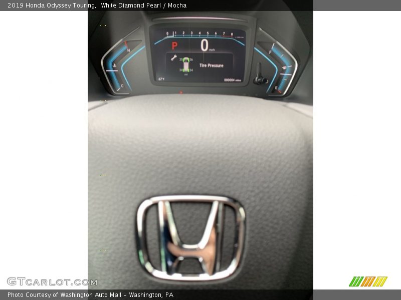 White Diamond Pearl / Mocha 2019 Honda Odyssey Touring