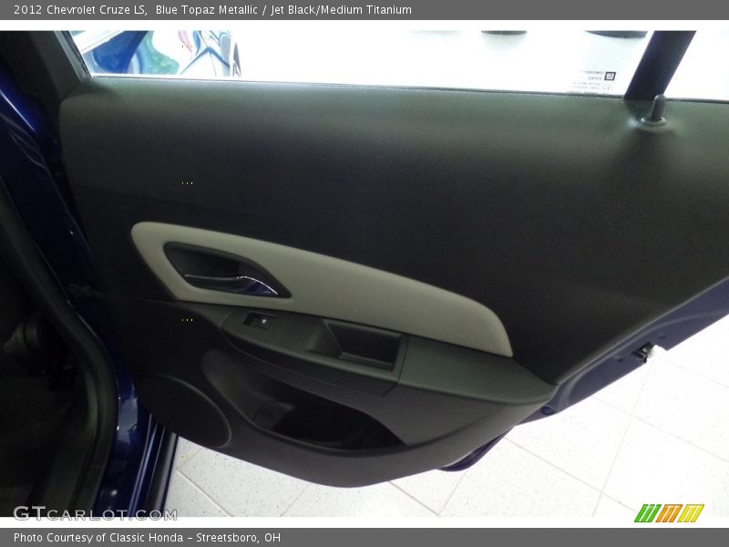 Blue Topaz Metallic / Jet Black/Medium Titanium 2012 Chevrolet Cruze LS