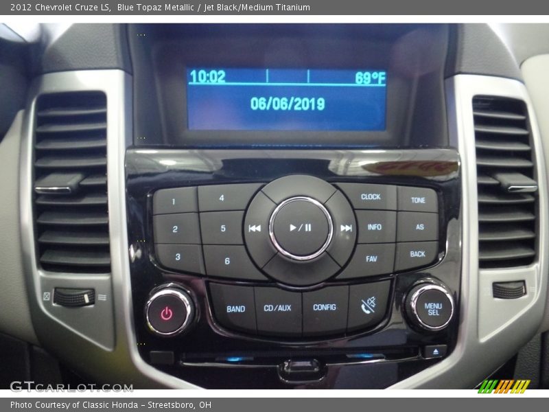 Blue Topaz Metallic / Jet Black/Medium Titanium 2012 Chevrolet Cruze LS