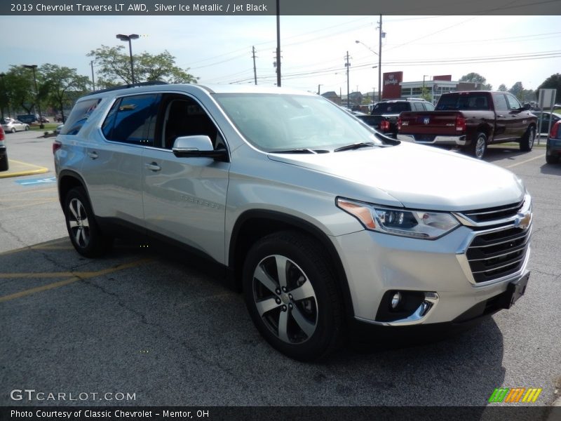 Silver Ice Metallic / Jet Black 2019 Chevrolet Traverse LT AWD