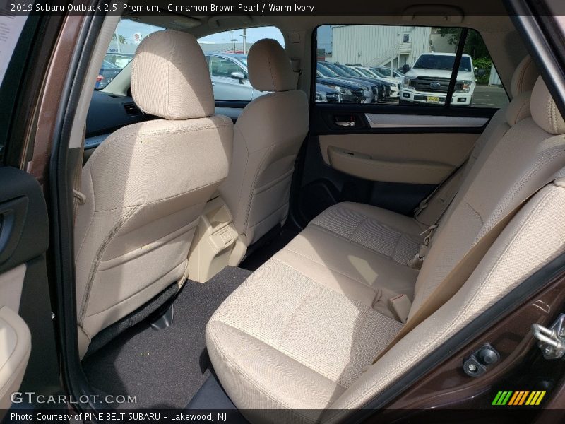 Cinnamon Brown Pearl / Warm Ivory 2019 Subaru Outback 2.5i Premium