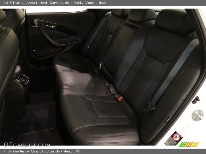 Diamond White Pearl / Graphite Black 2015 Hyundai Azera Limited