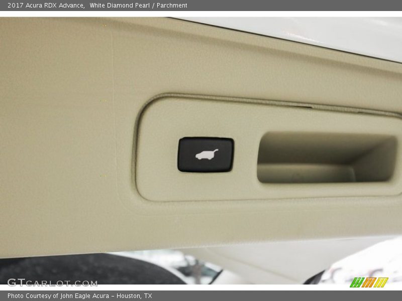 White Diamond Pearl / Parchment 2017 Acura RDX Advance