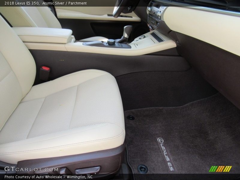 Atomic Silver / Parchment 2018 Lexus ES 350