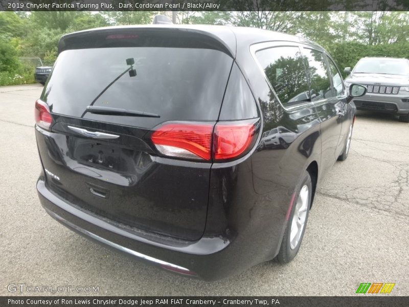 Dark Cordovan Pearl / Black/Alloy 2019 Chrysler Pacifica Touring Plus