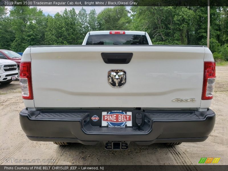 Bright White / Black/Diesel Gray 2019 Ram 3500 Tradesman Regular Cab 4x4