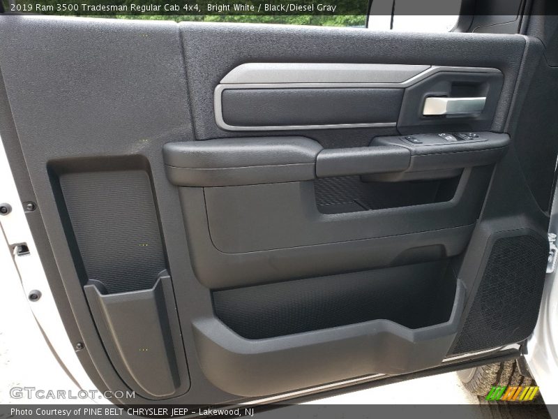 Bright White / Black/Diesel Gray 2019 Ram 3500 Tradesman Regular Cab 4x4