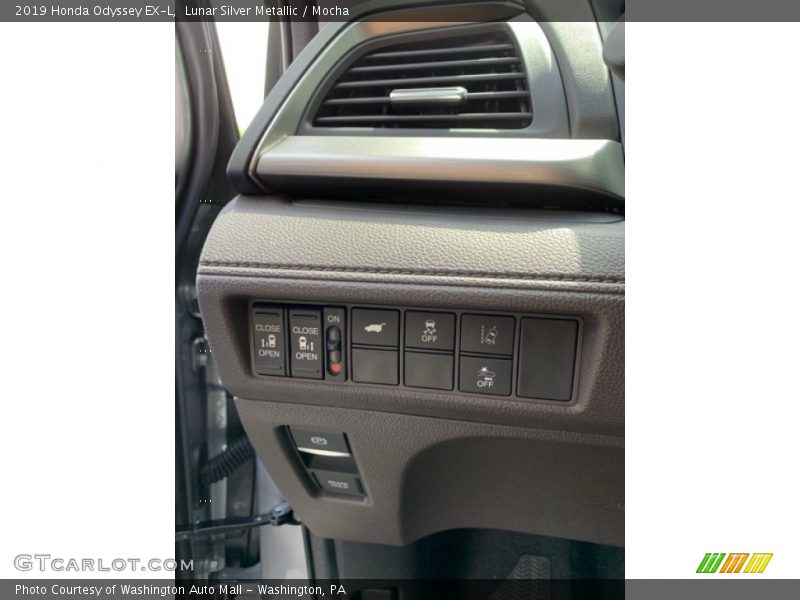 Lunar Silver Metallic / Mocha 2019 Honda Odyssey EX-L