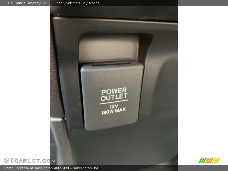 Lunar Silver Metallic / Mocha 2019 Honda Odyssey EX-L
