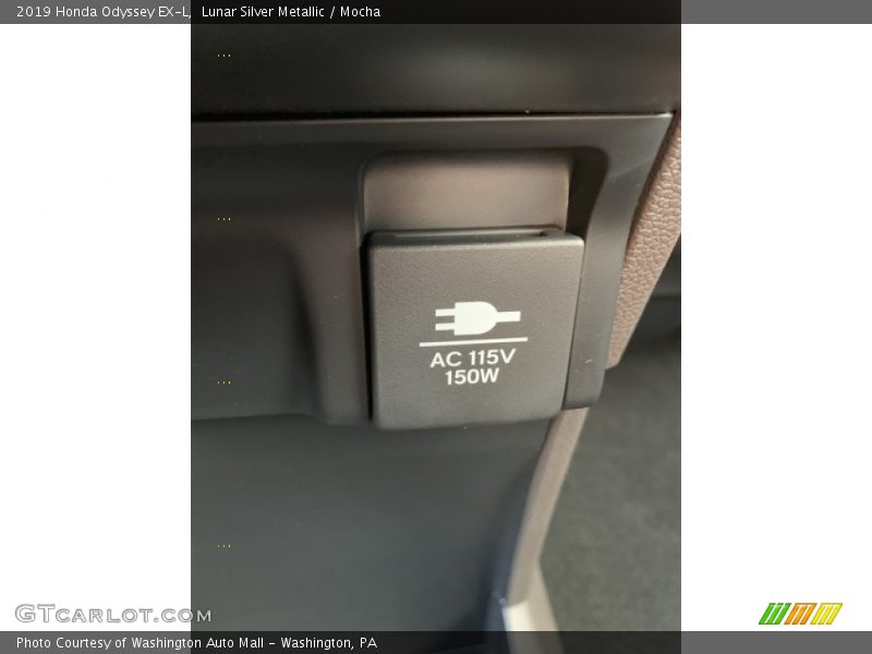 Lunar Silver Metallic / Mocha 2019 Honda Odyssey EX-L