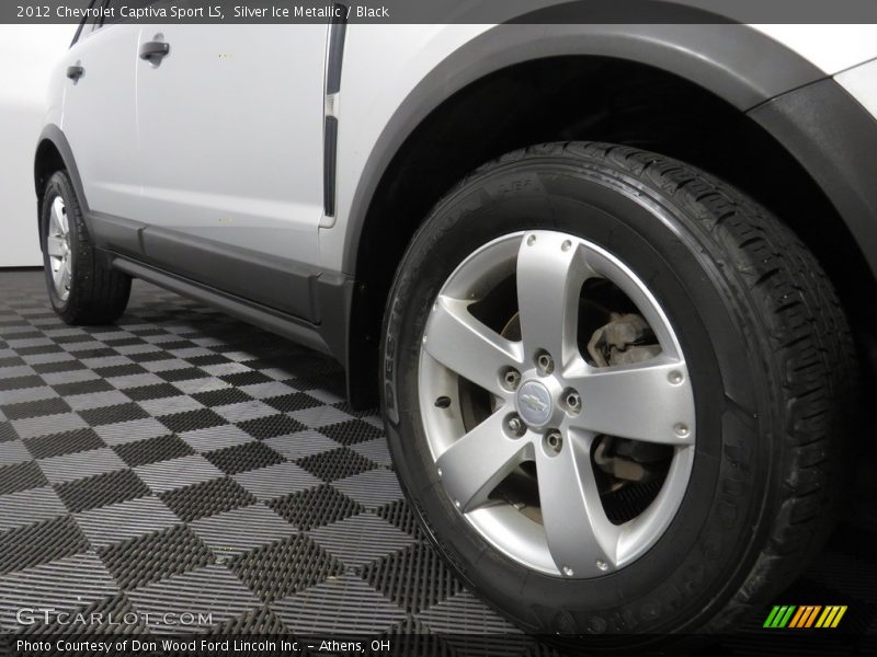 Silver Ice Metallic / Black 2012 Chevrolet Captiva Sport LS