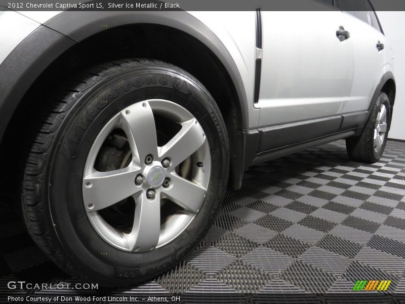 Silver Ice Metallic / Black 2012 Chevrolet Captiva Sport LS