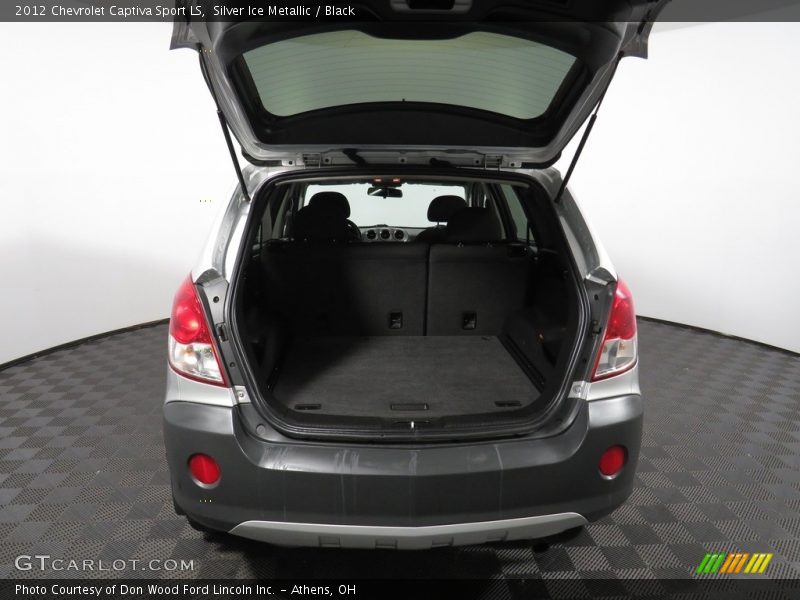 Silver Ice Metallic / Black 2012 Chevrolet Captiva Sport LS