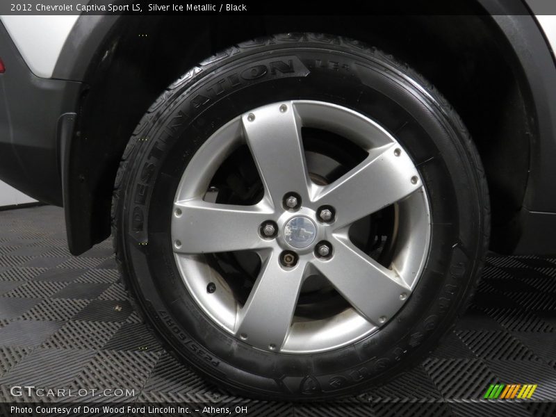 Silver Ice Metallic / Black 2012 Chevrolet Captiva Sport LS