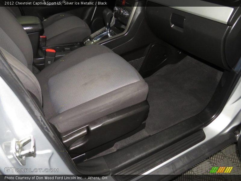 Silver Ice Metallic / Black 2012 Chevrolet Captiva Sport LS