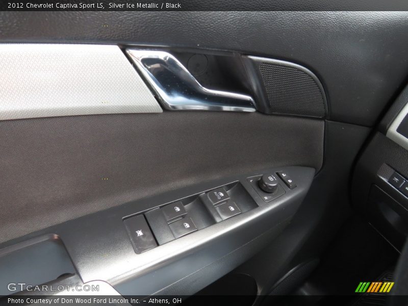 Silver Ice Metallic / Black 2012 Chevrolet Captiva Sport LS