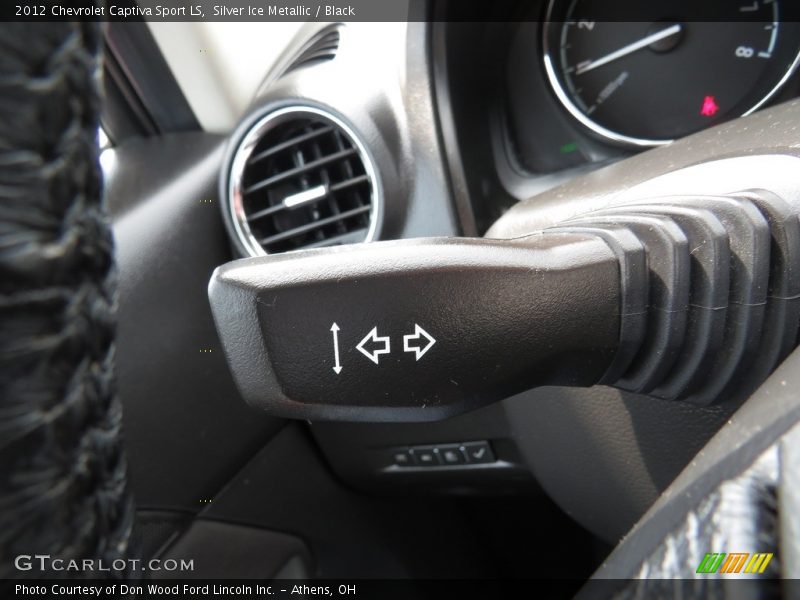 Silver Ice Metallic / Black 2012 Chevrolet Captiva Sport LS