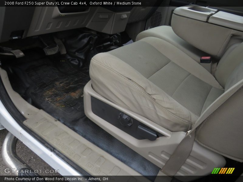 Oxford White / Medium Stone 2008 Ford F250 Super Duty XL Crew Cab 4x4