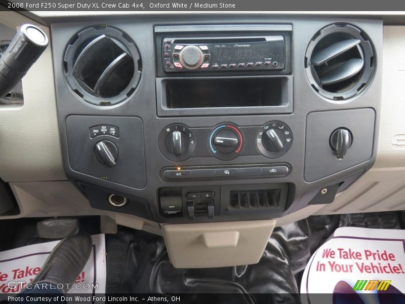 Oxford White / Medium Stone 2008 Ford F250 Super Duty XL Crew Cab 4x4