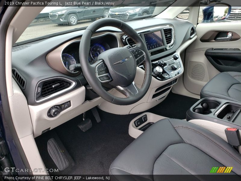 Jazz Blue Pearl / Black/Alloy 2019 Chrysler Pacifica Touring L