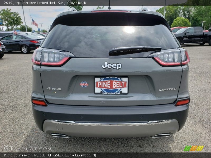 Sting-Gray / Black 2019 Jeep Cherokee Limited 4x4