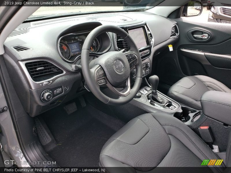 Sting-Gray / Black 2019 Jeep Cherokee Limited 4x4