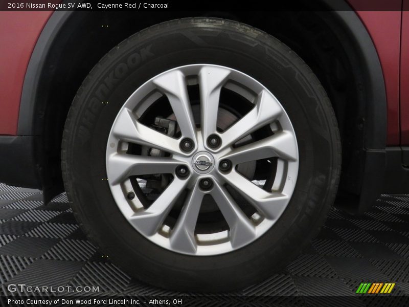 Cayenne Red / Charcoal 2016 Nissan Rogue SV AWD