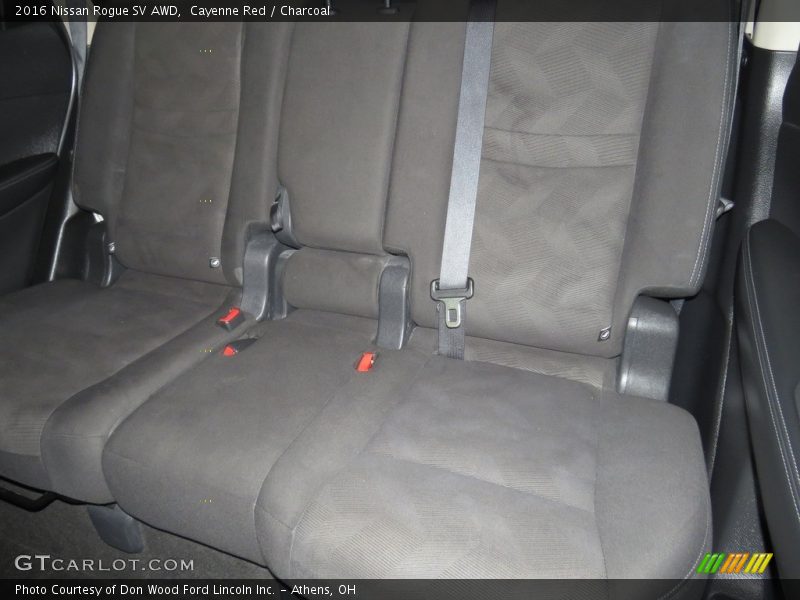Cayenne Red / Charcoal 2016 Nissan Rogue SV AWD