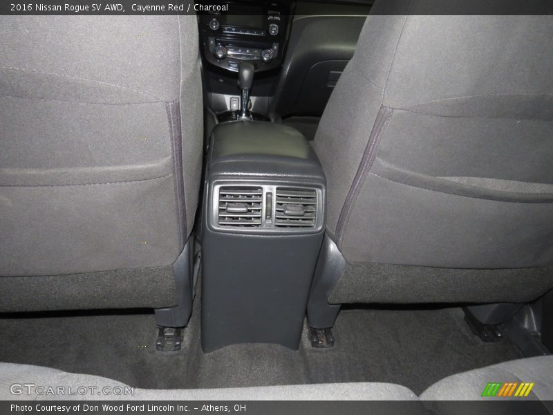 Cayenne Red / Charcoal 2016 Nissan Rogue SV AWD