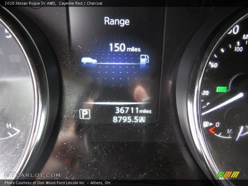 Cayenne Red / Charcoal 2016 Nissan Rogue SV AWD
