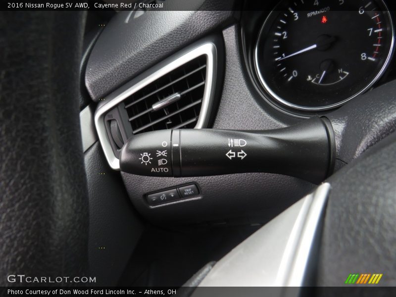 Cayenne Red / Charcoal 2016 Nissan Rogue SV AWD