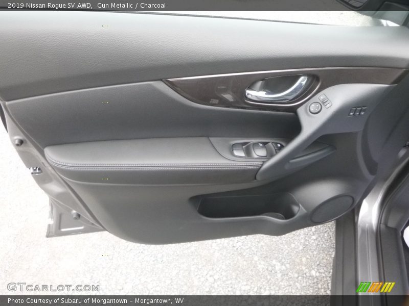Gun Metallic / Charcoal 2019 Nissan Rogue SV AWD
