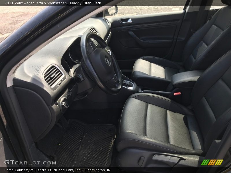 Black / Titan Black 2011 Volkswagen Jetta S SportWagen